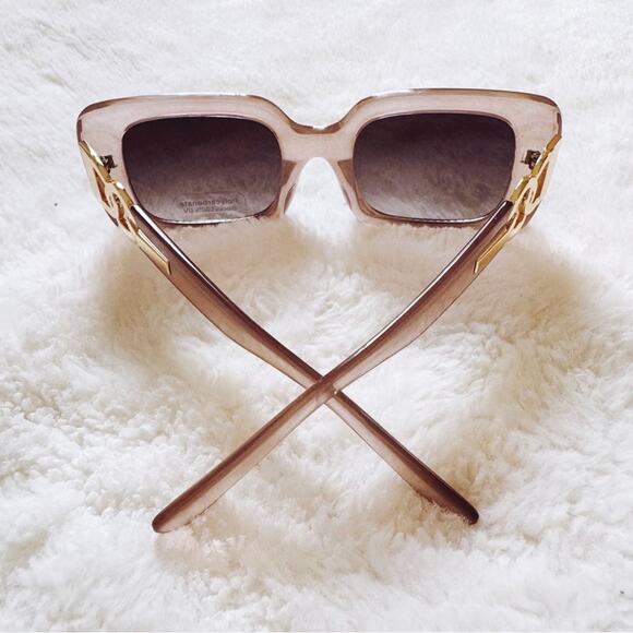 Camille Clear Tan Oversized Square Sunglasses - Picture 9 of 10
